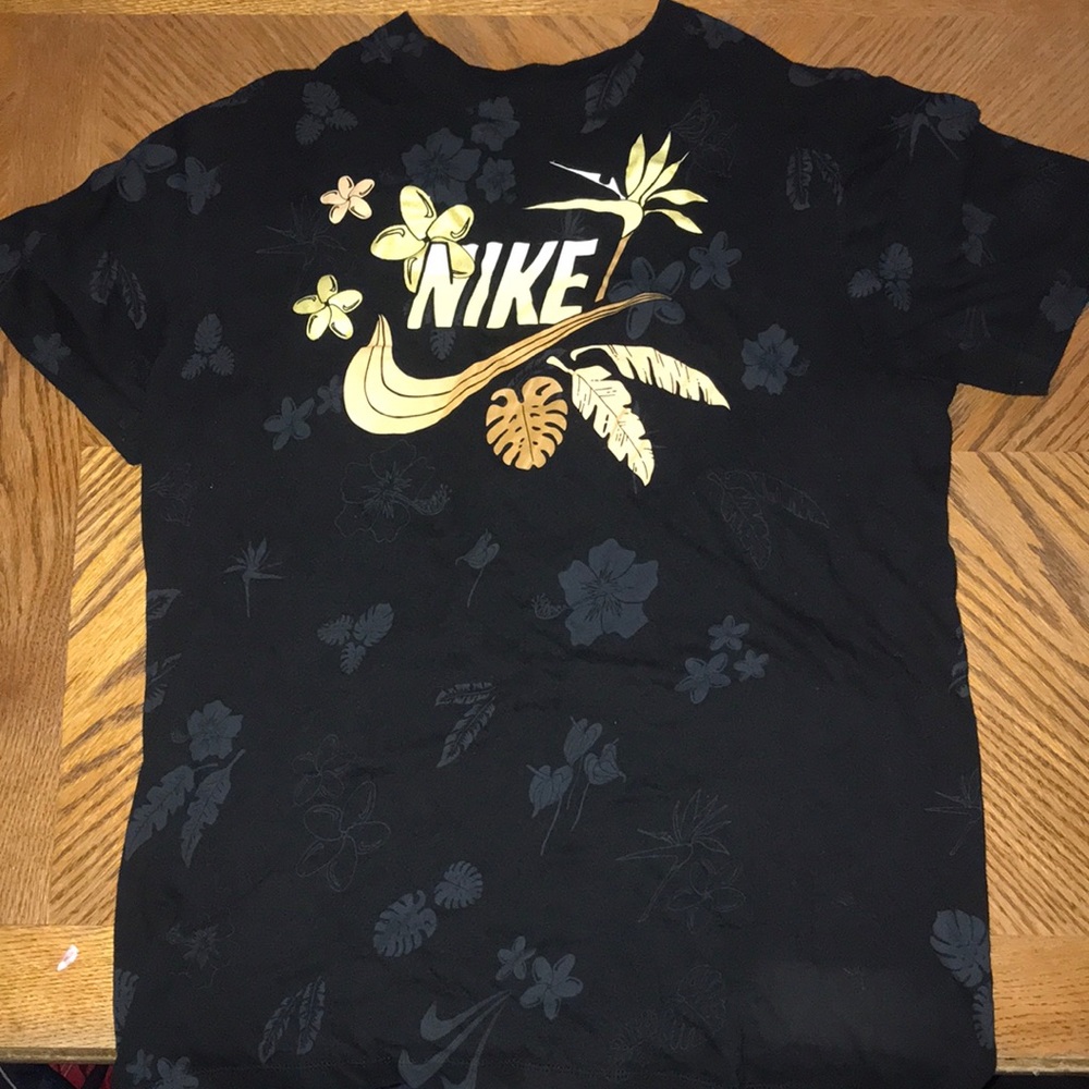 Nike floral T-shirt